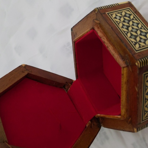 Vintage Trinket boxes - Picture 6 of 8